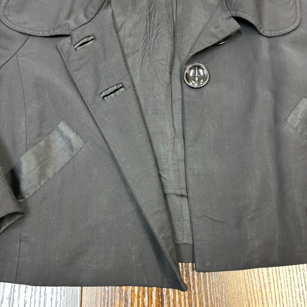 Bebe Dressy Blazer Jacket Womens SIZE 4 Black Cropped Lining Buttons READ - Picture 2 of 7